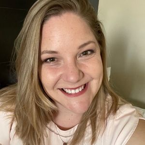 Meet your Posher, Posh